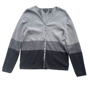 Jeanne Pierre Women’s Sz M Gray Colorblock Shell Buttons V-neck Sweater Cardigan